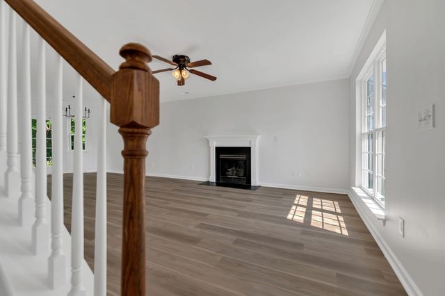 109 Rock Glen Ct, Antioch, TN 37013
