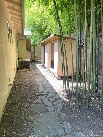 1220 Bidwell Avenue, Chico, CA 95926