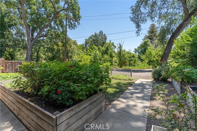 1220 Bidwell Avenue, Chico, CA 95926