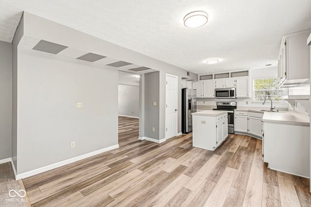 6244 Valleyview Drive, Fishers, IN 46038