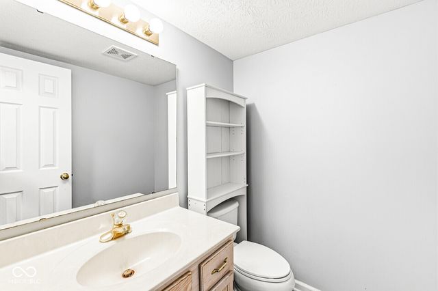 6244 Valleyview Drive, Fishers, IN 46038
