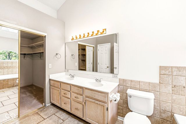 6244 Valleyview Drive, Fishers, IN 46038