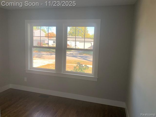 14103 Blue Skies St., Livonia, MI 48154