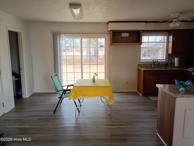 351 S 7th Street S, Aurora, NC 27806