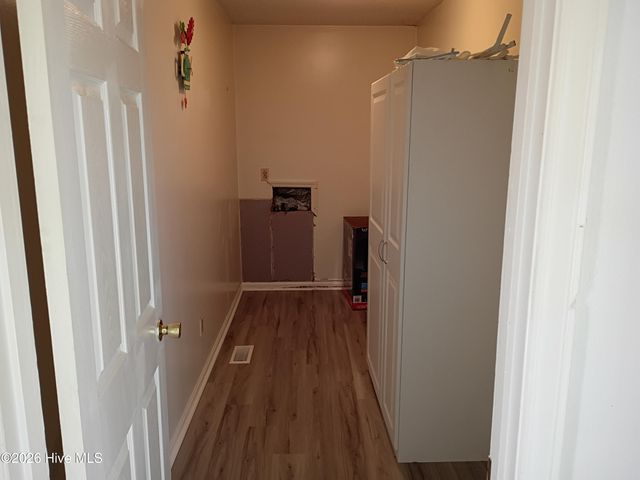 351 S 7th Street S, Aurora, NC 27806
