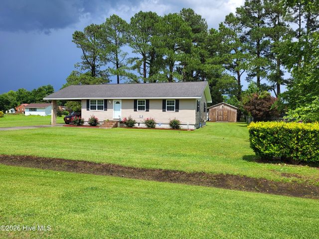 351 S 7th Street S, Aurora, NC 27806