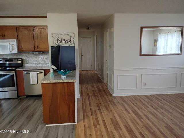 351 S 7th Street S, Aurora, NC 27806