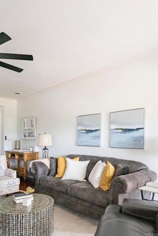 1453 Lodge Mountain Dr, Hot Springs, AR 71913