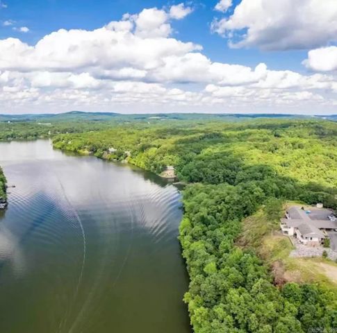 1453 Lodge Mountain Dr, Hot Springs, AR 71913