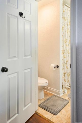 1453 Lodge Mountain Dr, Hot Springs, AR 71913