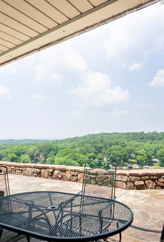 1453 Lodge Mountain Dr, Hot Springs, AR 71913
