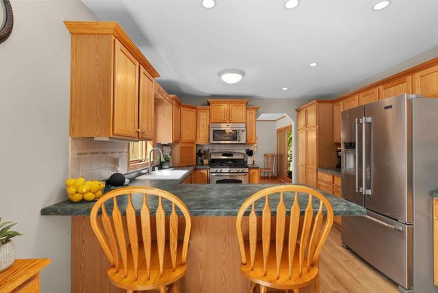 6707 Twin Lane Road, Sun Prairie, WI 53590