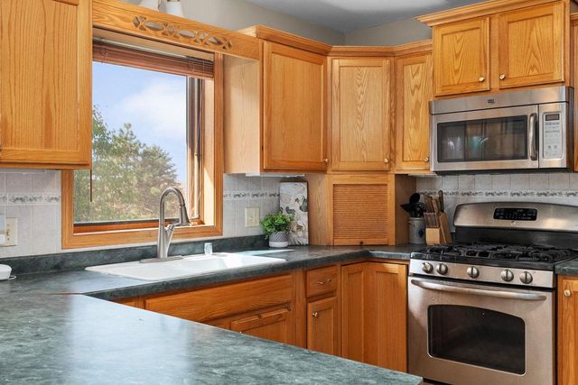 6707 Twin Lane Road, Sun Prairie, WI 53590