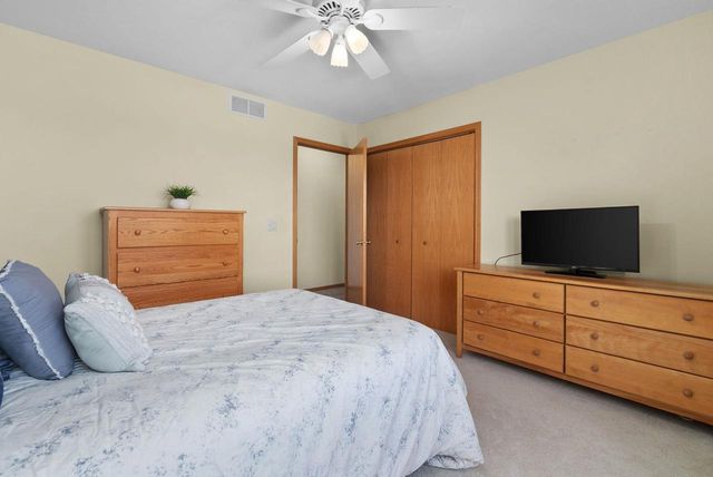 6707 Twin Lane Road, Sun Prairie, WI 53590