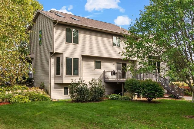 6707 Twin Lane Road, Sun Prairie, WI 53590