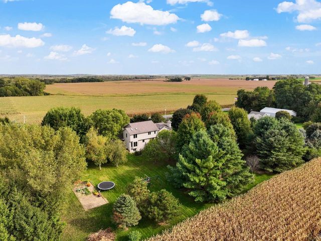 6707 Twin Lane Road, Sun Prairie, WI 53590