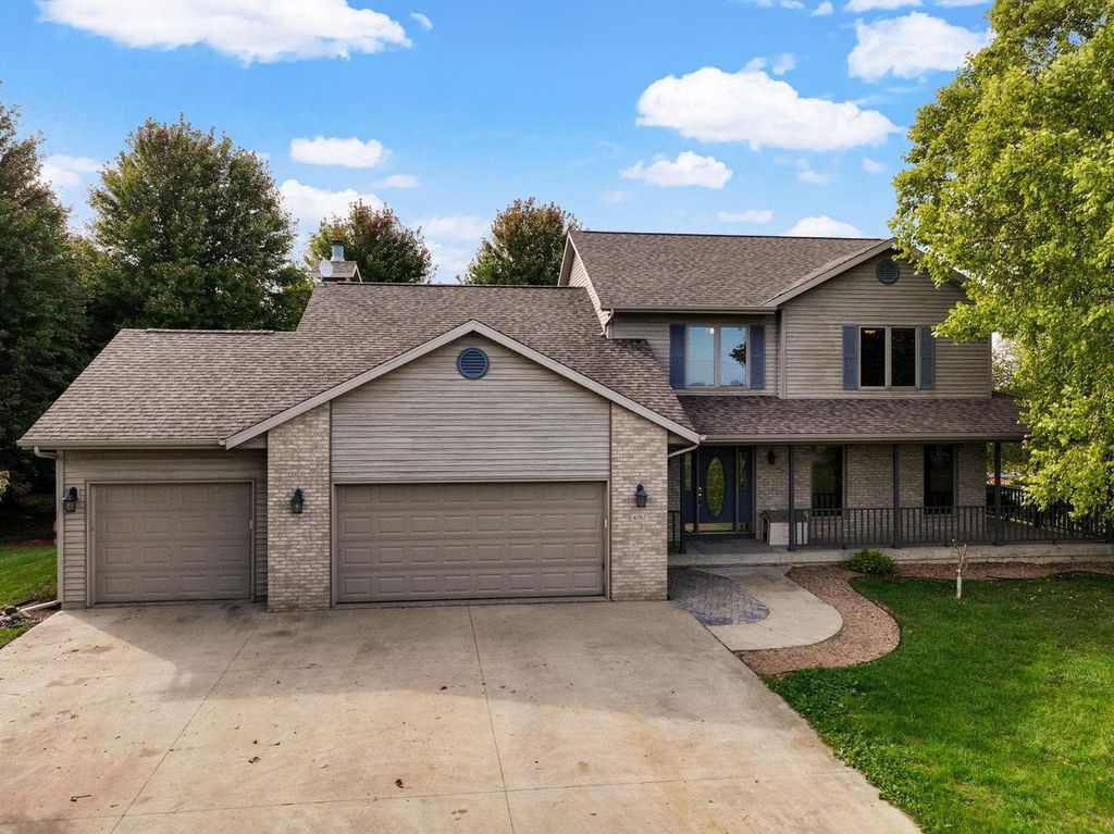 6707 Twin Lane Road, Sun Prairie, WI 53590