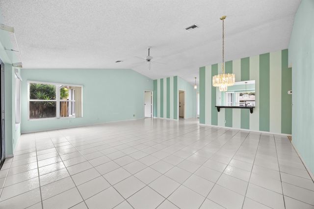 1544 Old Cypress Trail, Wellington, FL 33414