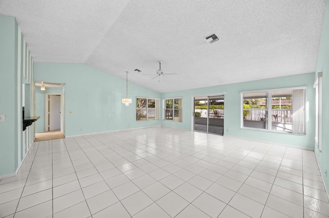 1544 Old Cypress Trail, Wellington, FL 33414