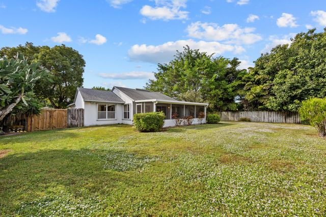 1544 Old Cypress Trail, Wellington, FL 33414