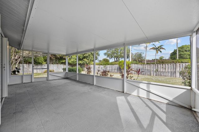 1544 Old Cypress Trail, Wellington, FL 33414