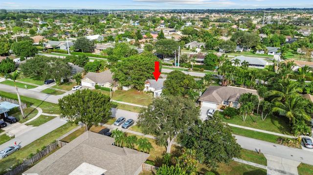 1544 Old Cypress Trail, Wellington, FL 33414