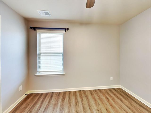 5015 Groover SE Drive, Smyrna, GA 30080