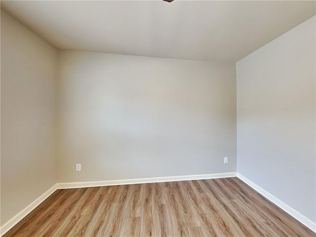 5015 Groover SE Drive, Smyrna, GA 30080