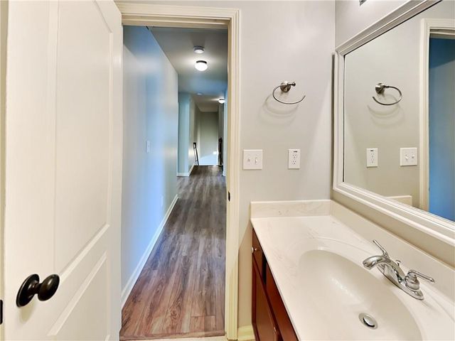 5015 Groover SE Drive, Smyrna, GA 30080