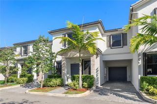 1541 SW 28th St 1541, Fort Lauderdale, FL 33315