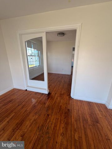285 WARRENTON RD, Fredericksburg, VA 22405