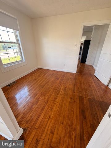 285 WARRENTON RD, Fredericksburg, VA 22405