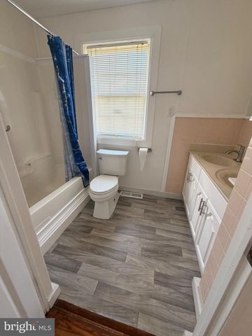 285 WARRENTON RD, Fredericksburg, VA 22405