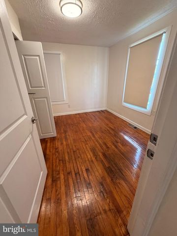 285 WARRENTON RD, Fredericksburg, VA 22405