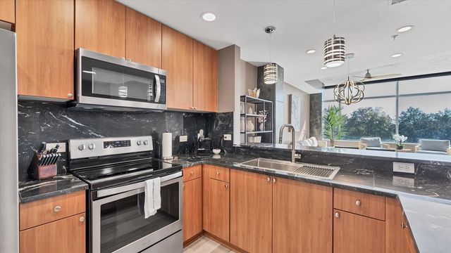 525 E JACKSON STREET 506, Orlando, FL 32801