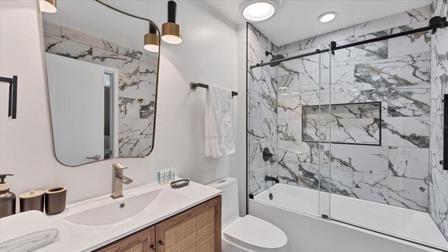 525 E JACKSON STREET 506, Orlando, FL 32801