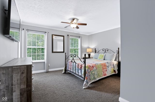 869 Waveland Lane, Greenwood, IN 46143