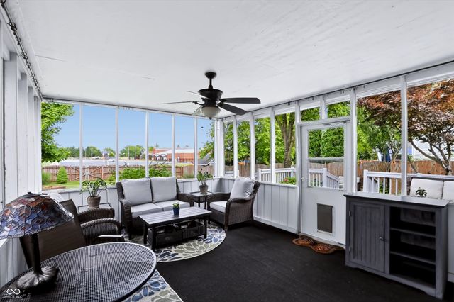 869 Waveland Lane, Greenwood, IN 46143