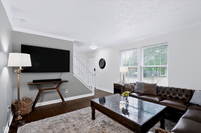 869 Waveland Lane, Greenwood, IN 46143