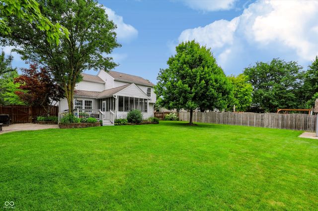 869 Waveland Lane, Greenwood, IN 46143