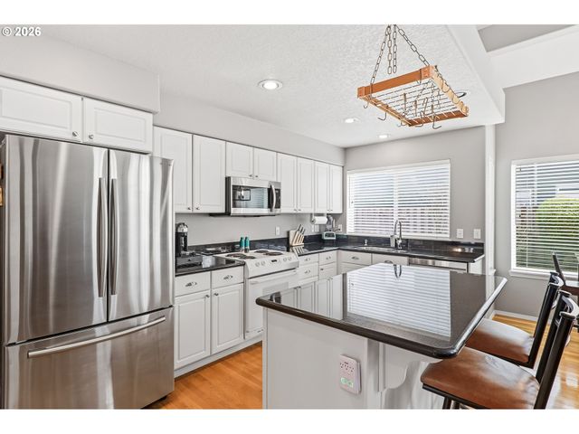 17830 Sw 114TH Ave, Tualatin, OR 97062