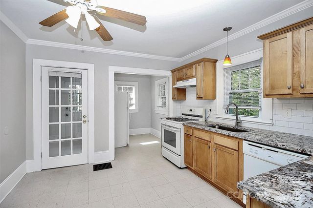 609 S South Street, Gastonia, NC 28052