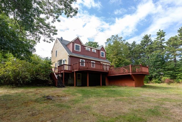 61 Maureen Way, Plymouth, MA 02360