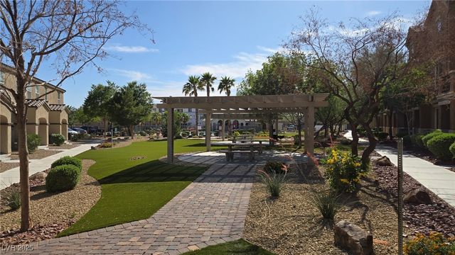 5209 Silica Chalk Avenue, Las Vegas, NV 89115