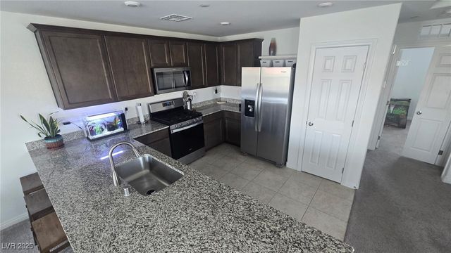 5209 Silica Chalk Avenue, Las Vegas, NV 89115