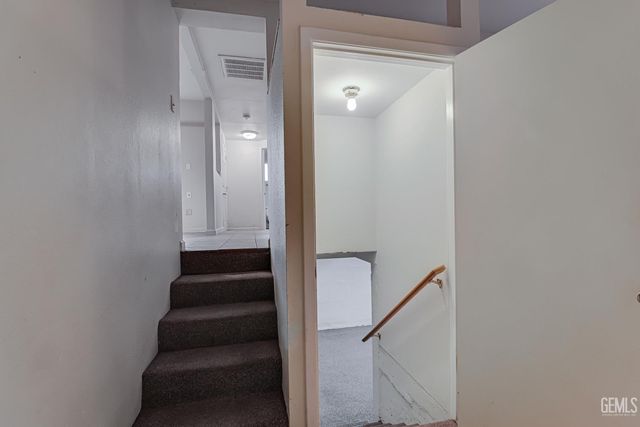 3817 Hillburn Road, Bakersfield, CA 93306