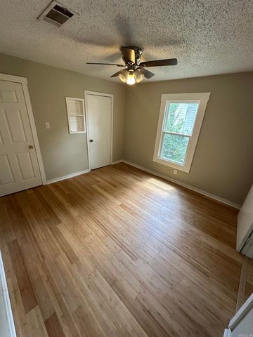 5120 W 34th Street, Little Rock, AR 72204