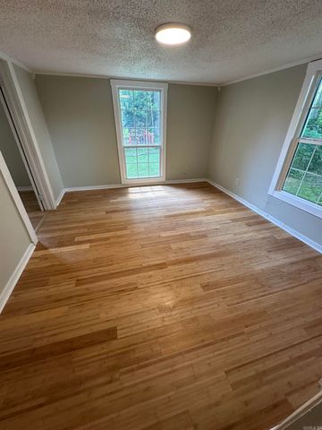 5120 W 34th Street, Little Rock, AR 72204