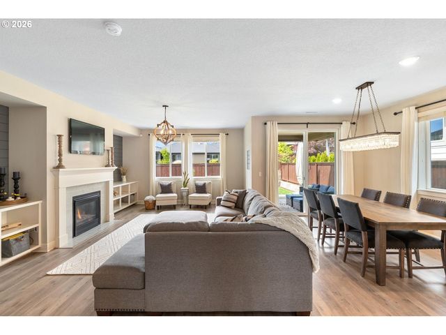 1815 S 47TH Pl, Ridgefield, WA 98642