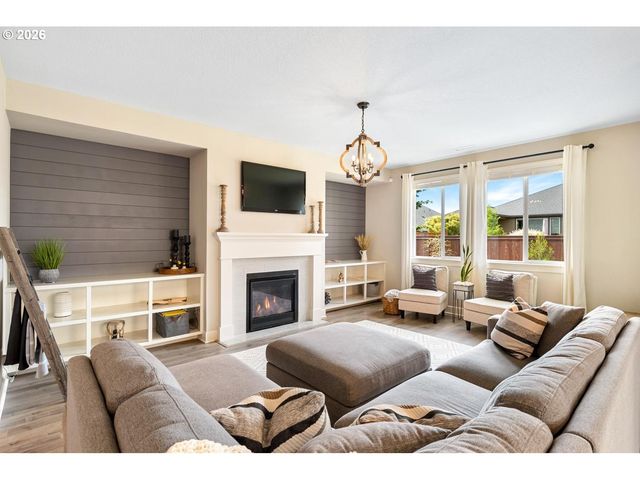 1815 S 47TH Pl, Ridgefield, WA 98642